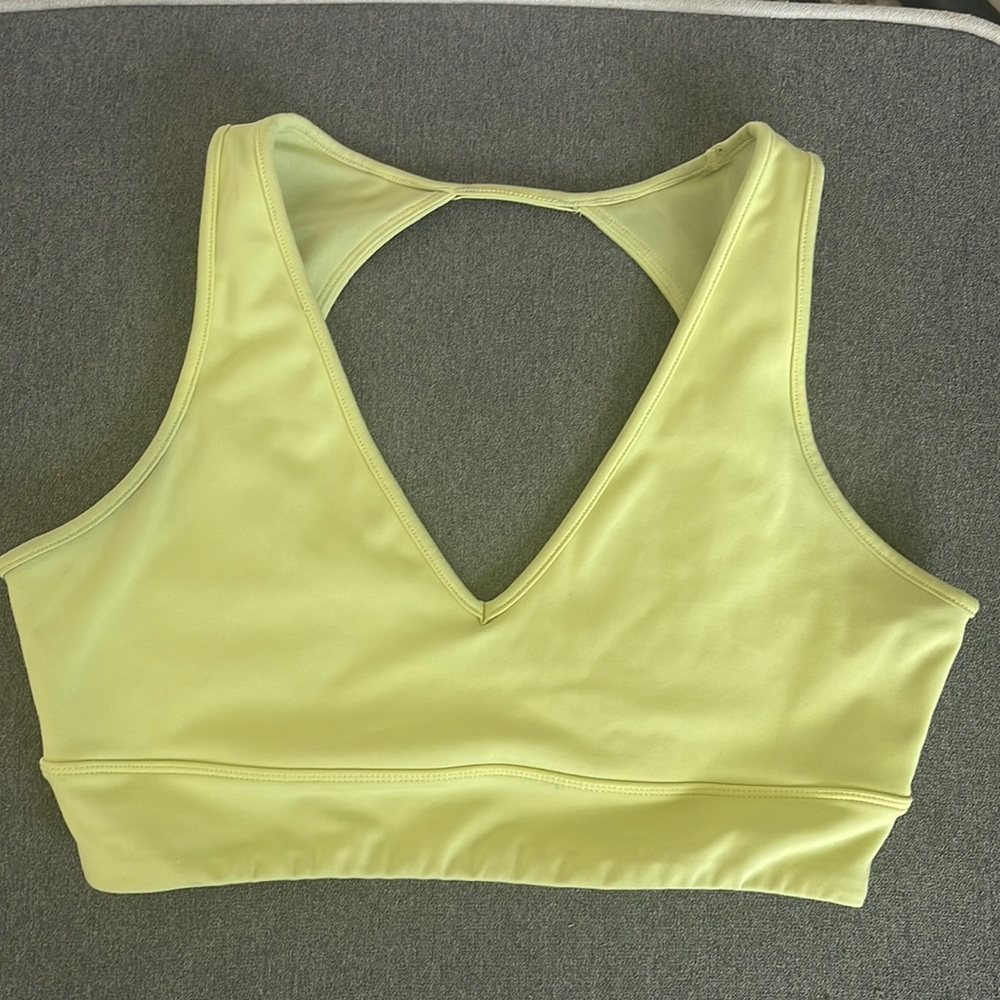 Buff Bunny Sports Bra M